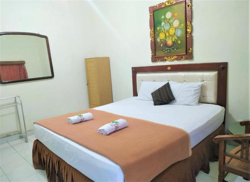 Hotel Perdana by ZUZU - Oda