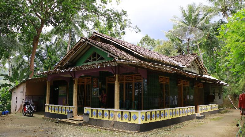Homestay ENDRO by ZUZU - Genel