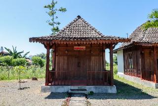 Balkondes Duta Menoreh by ZUZU otel fotoğrafı