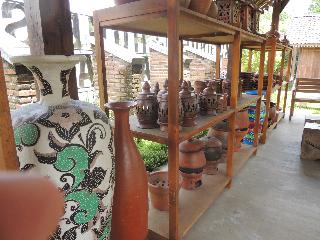 Balkondes Karanganyar (Pottery Academy) by ZUZU fotoÄŸrafÄ±