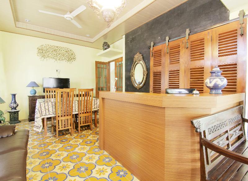 Embe Joglo Homestay by ZUZU - Lobi