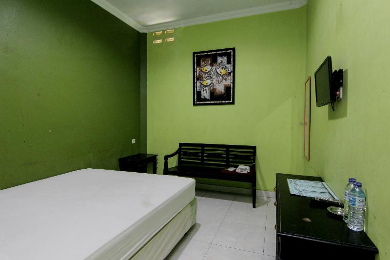 Hotel Popi (Pondok Pisang) by ZUZU - Oda