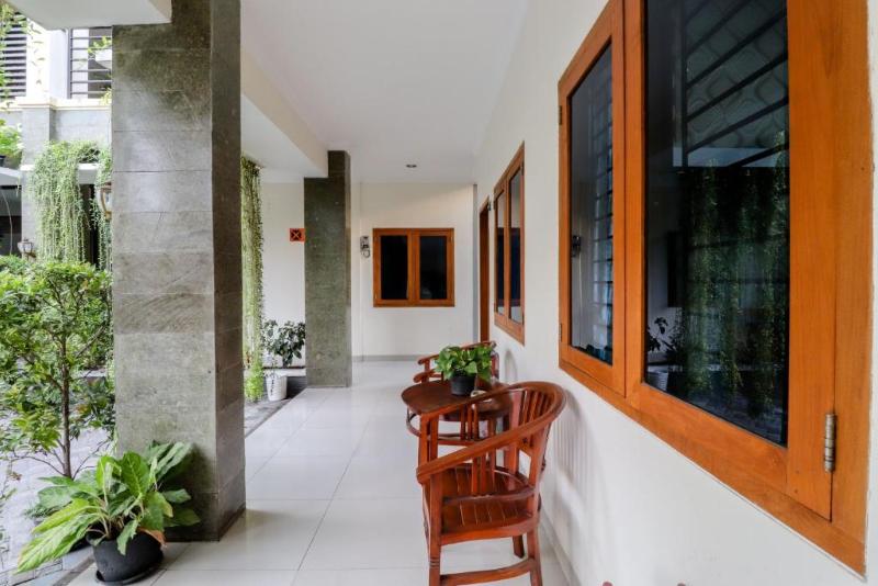 Khatarina Female Residence by ZUZU - Lobi