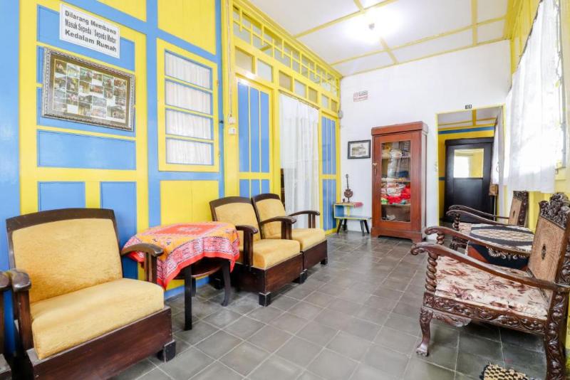 Homestay Ndalem Soewondo by ZUZU - Lobi