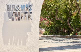 Mr & Mrs White Paros