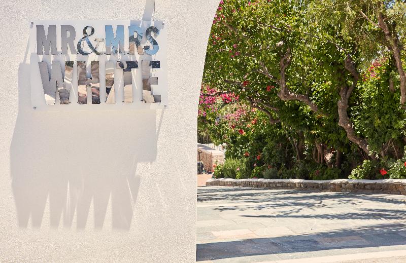 Mr & Mrs White Paros - Genel
