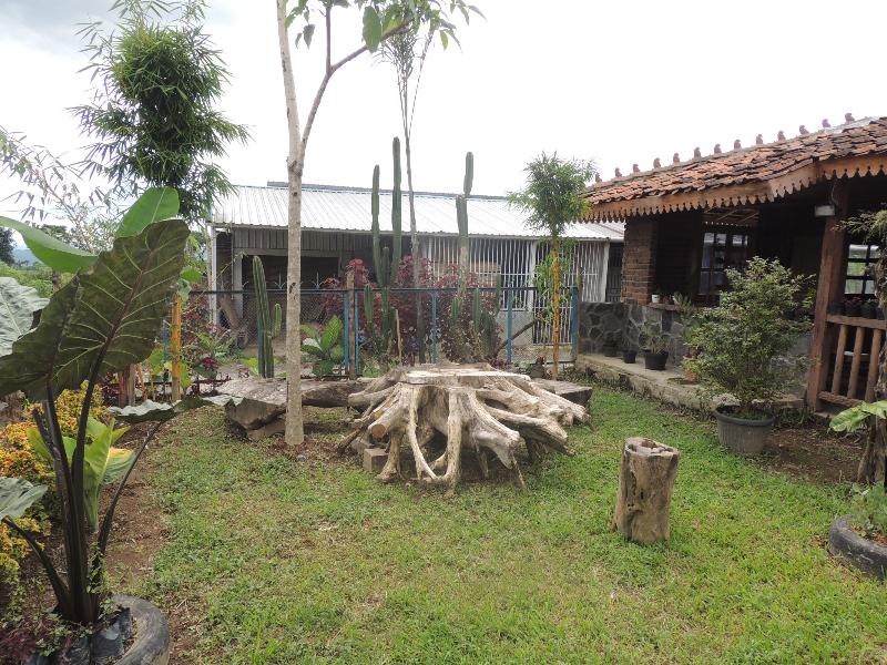 Singgasana Villa and Resto by ZUZU - Lobi