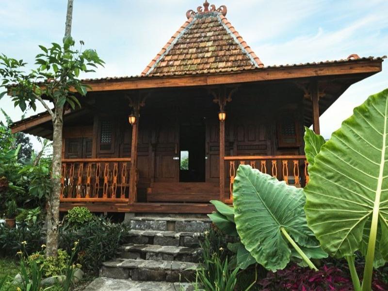 Singgasana Villa and Resto by ZUZU - Oda