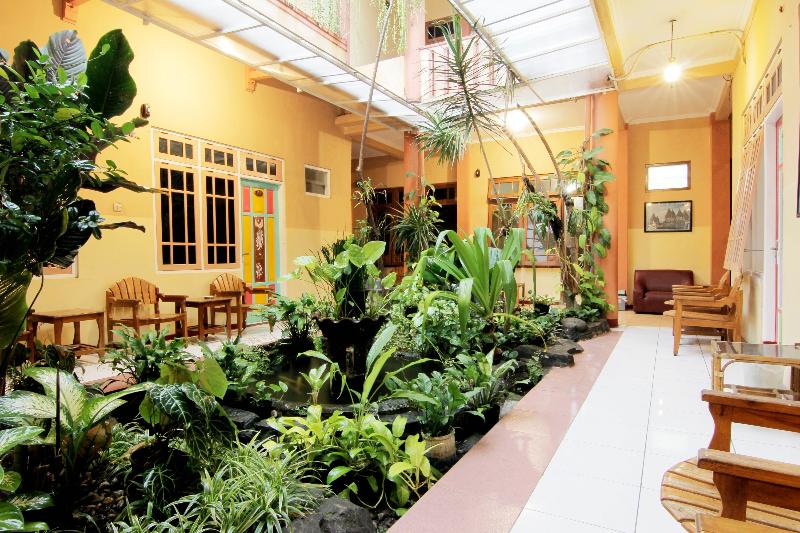 Monica Hotel Yogyakarta by ZUZU - Genel