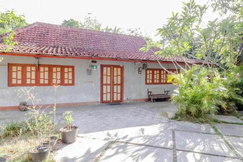Omah Nggunung Cafe & Homestay by ZUZU - Genel