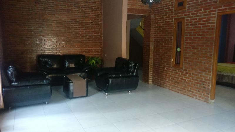 Jogo Segoro Homestay by ZUZU - Lobi