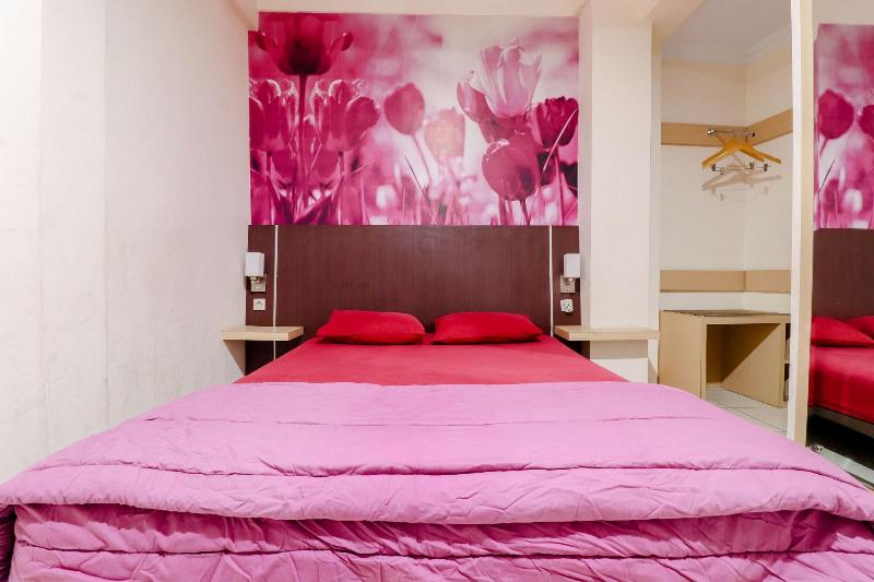 bi.es Homestay by ZUZU - Oda