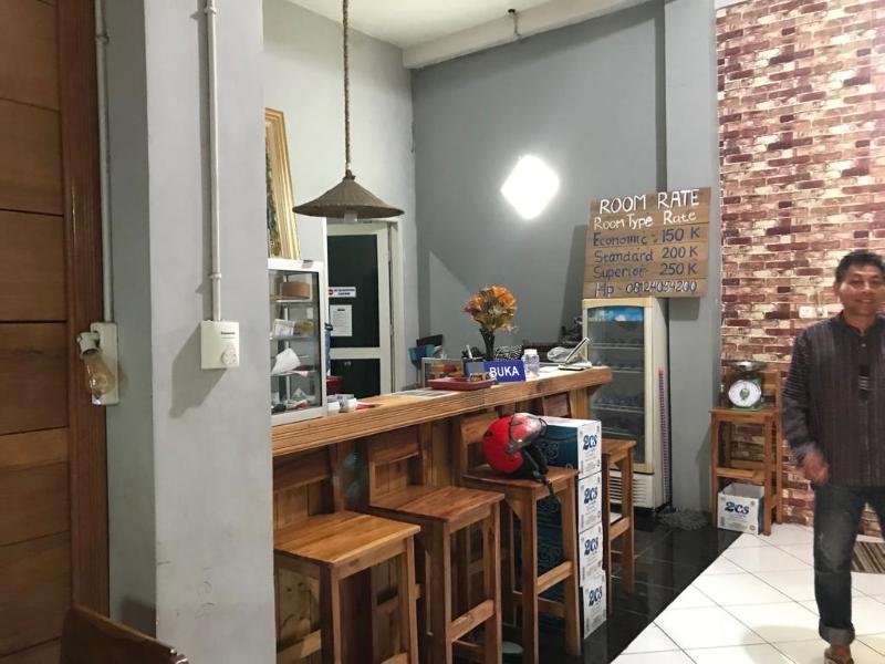 The Carstensz Homestay by ZUZU - Lobi