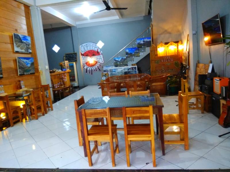 The Carstensz Homestay by ZUZU - Toplantı