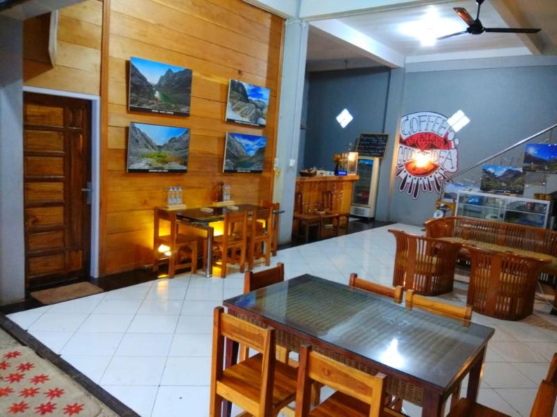 The Carstensz Homestay by ZUZU - Toplantı