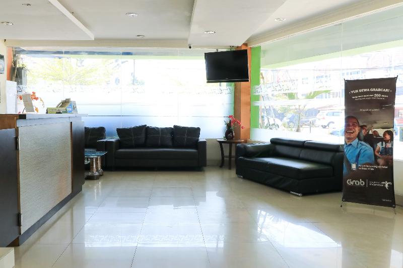 Al-Badar Hotel Syariah Makassar by ZUZU - Lobi