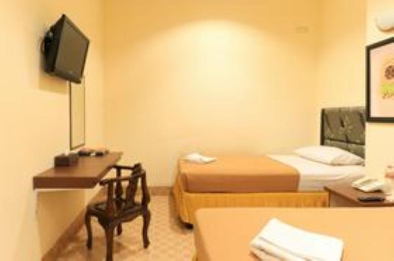 Al-Badar Hotel Syariah Makassar by ZUZU - Oda