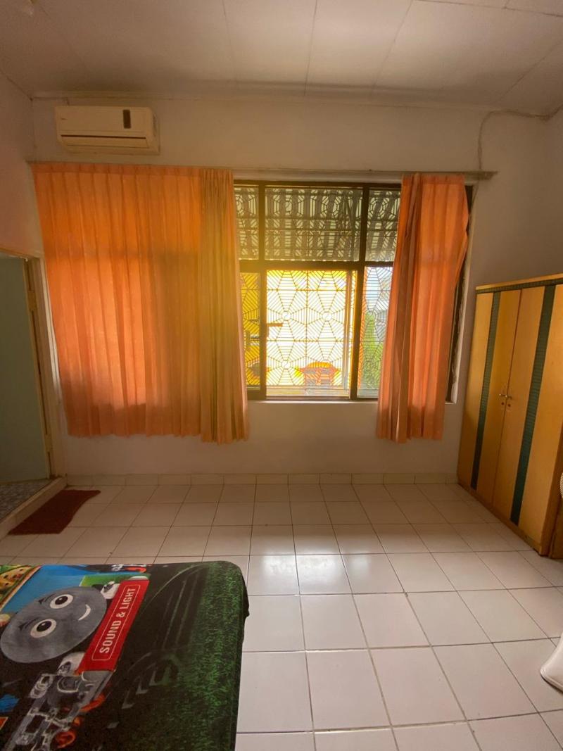 Bulusaraung Homestay Makassar by ZUZU - Oda