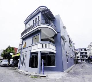Siwalankerto F7 by ZUZU otel fotoğrafı
