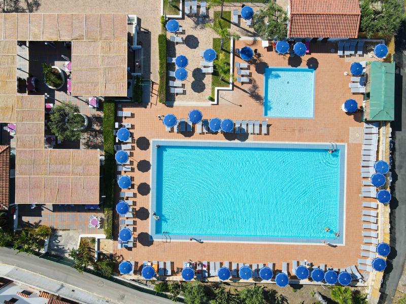 Cefalù Resort Club - Havuz