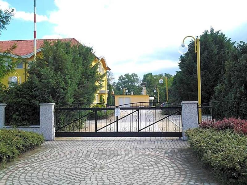 Leier Business Hotel - Genel