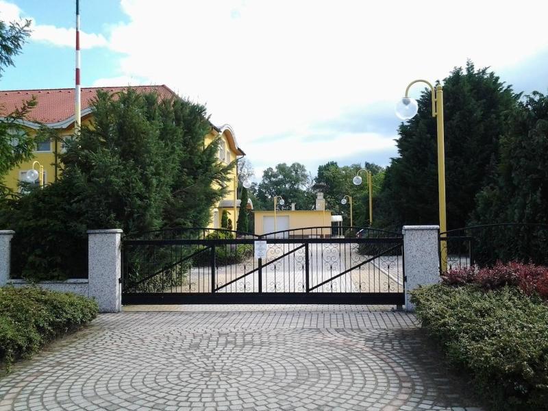 Leier Business Hotel - Genel