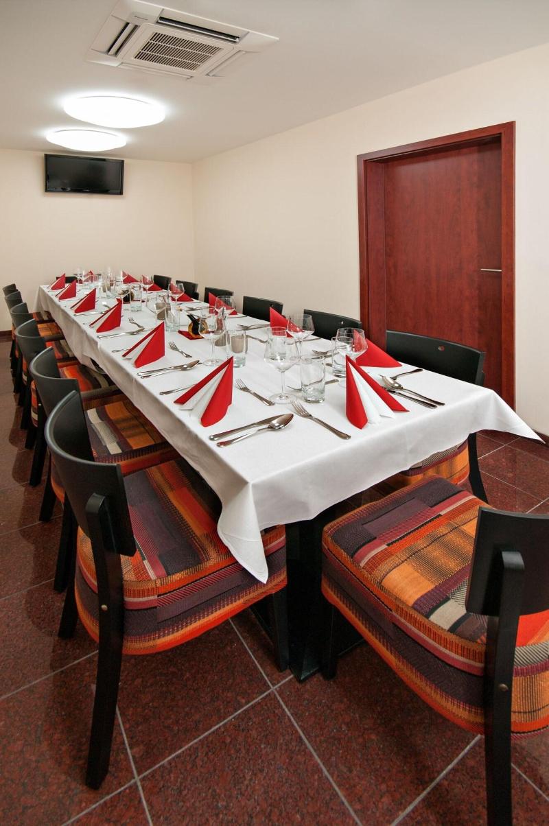 Hotel Arena - Toplantı