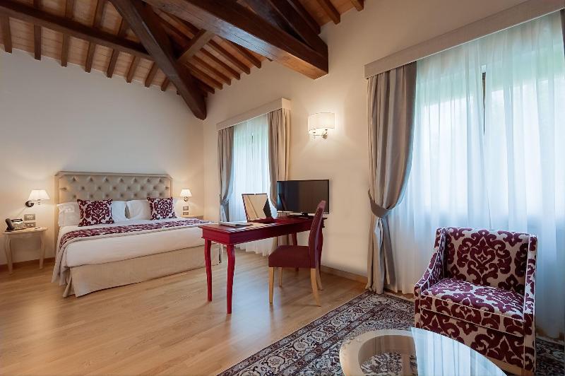 Borgo La Chiaracia Resort & SPA - Oda