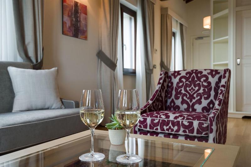 Borgo La Chiaracia Resort & SPA - Oda