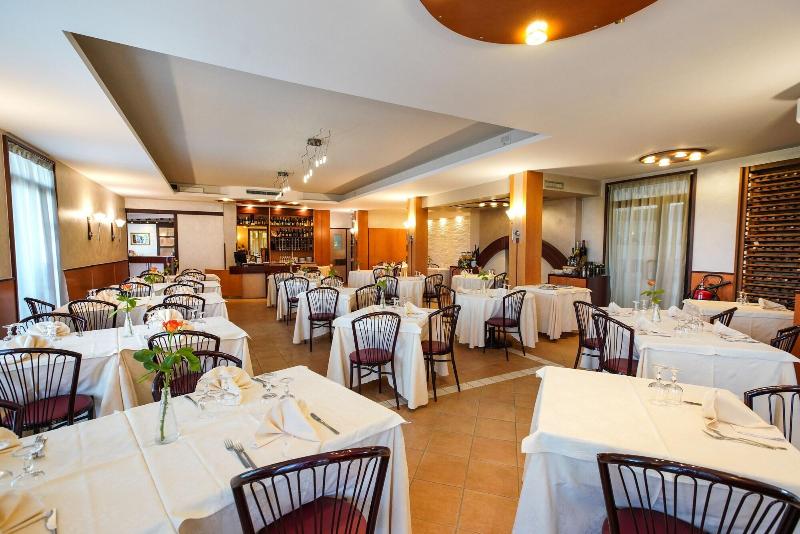 Hotel Murgia - Restoran