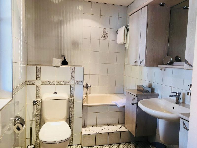 Hotel Restaurant Thueringer Hof - Oda