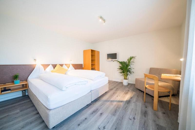 Hotel Restaurant Sonne - Oda