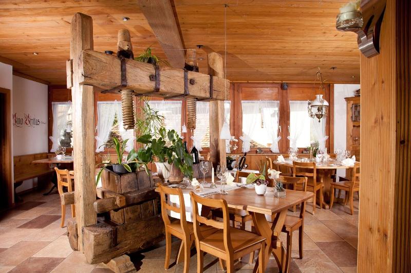 Hotel Restaurant Sonne - Restoran