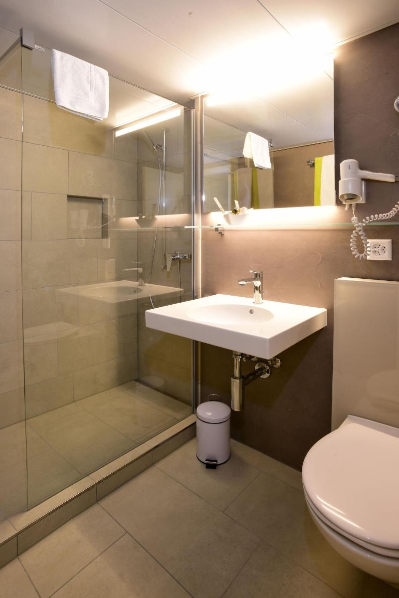 Hotel Rhodannenberg Ag - Oda