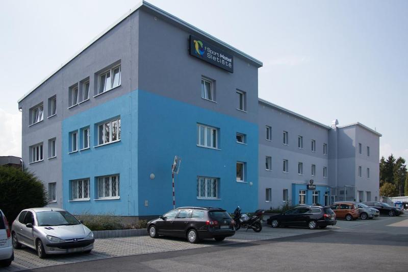 Sport Hotel Sletiště - Genel
