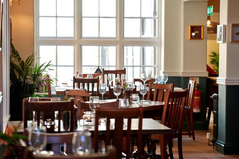 The Ship - Restoran