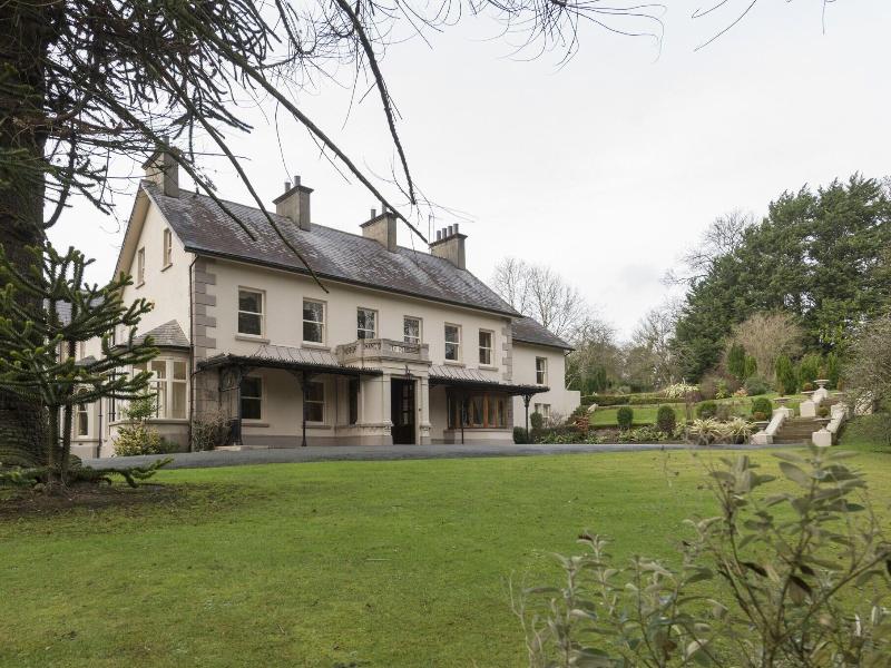 Banoge House - Genel
