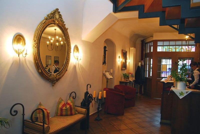 Hotel Adler - Lobi