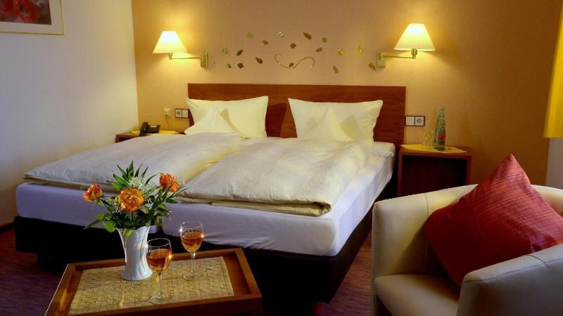 Hotel & Ferienwohnungen Seeschlößchen - Oda