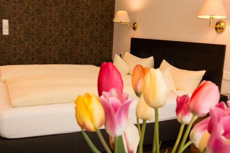 Hotel & Ferienwohnungen Seeschlößchen - Oda