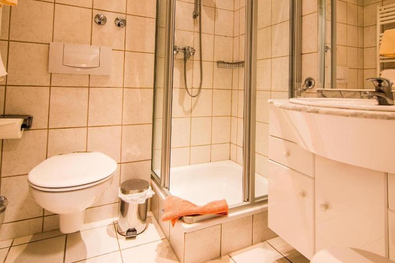 Hotel & Ferienwohnungen Seeschlößchen - Oda