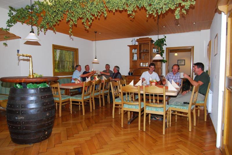 Brauerei Gasthof Engel - Restoran