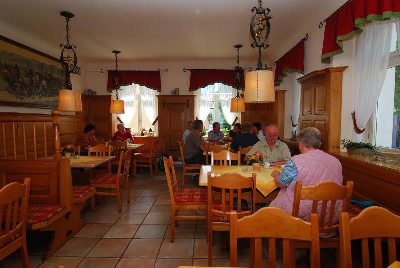 Brauerei Gasthof Engel - Restoran