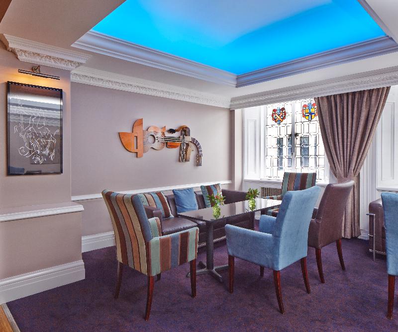 Lancaster Gate - Bar