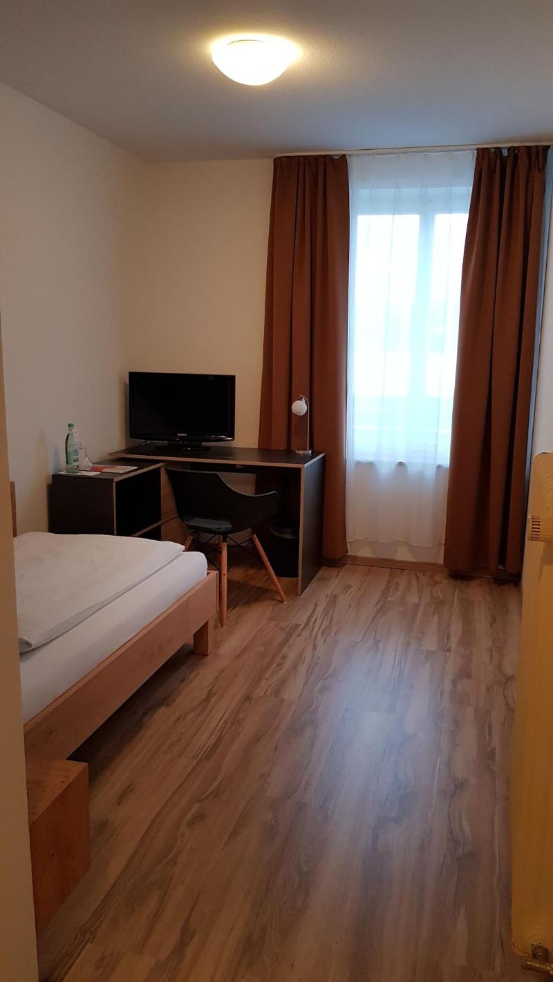 Hotel & Gasthof Zur Post - Oda