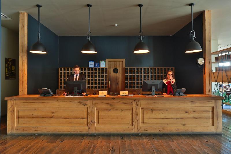 Rooms Hotel Kazbegi - Lobi