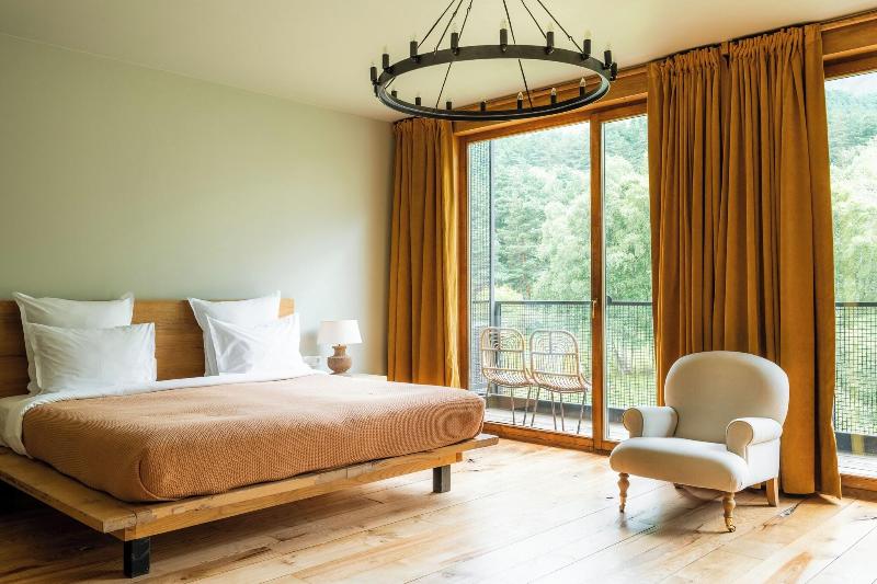 Rooms Hotel Kazbegi - Oda