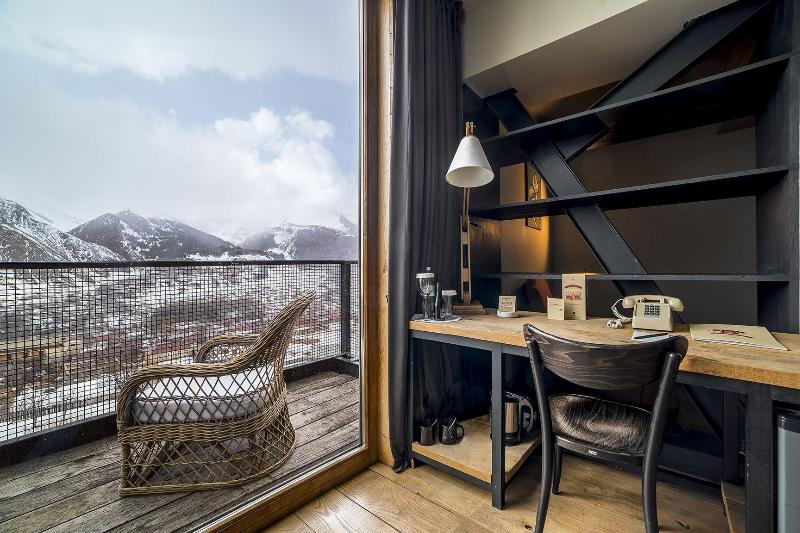 Rooms Hotel Kazbegi - Oda