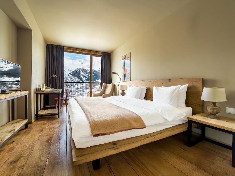 Rooms Hotel Kazbegi - Oda