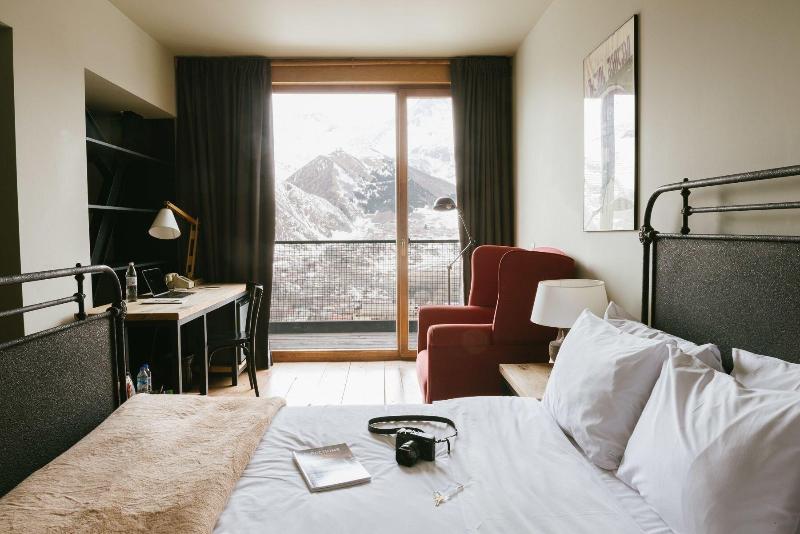 Rooms Hotel Kazbegi - Oda